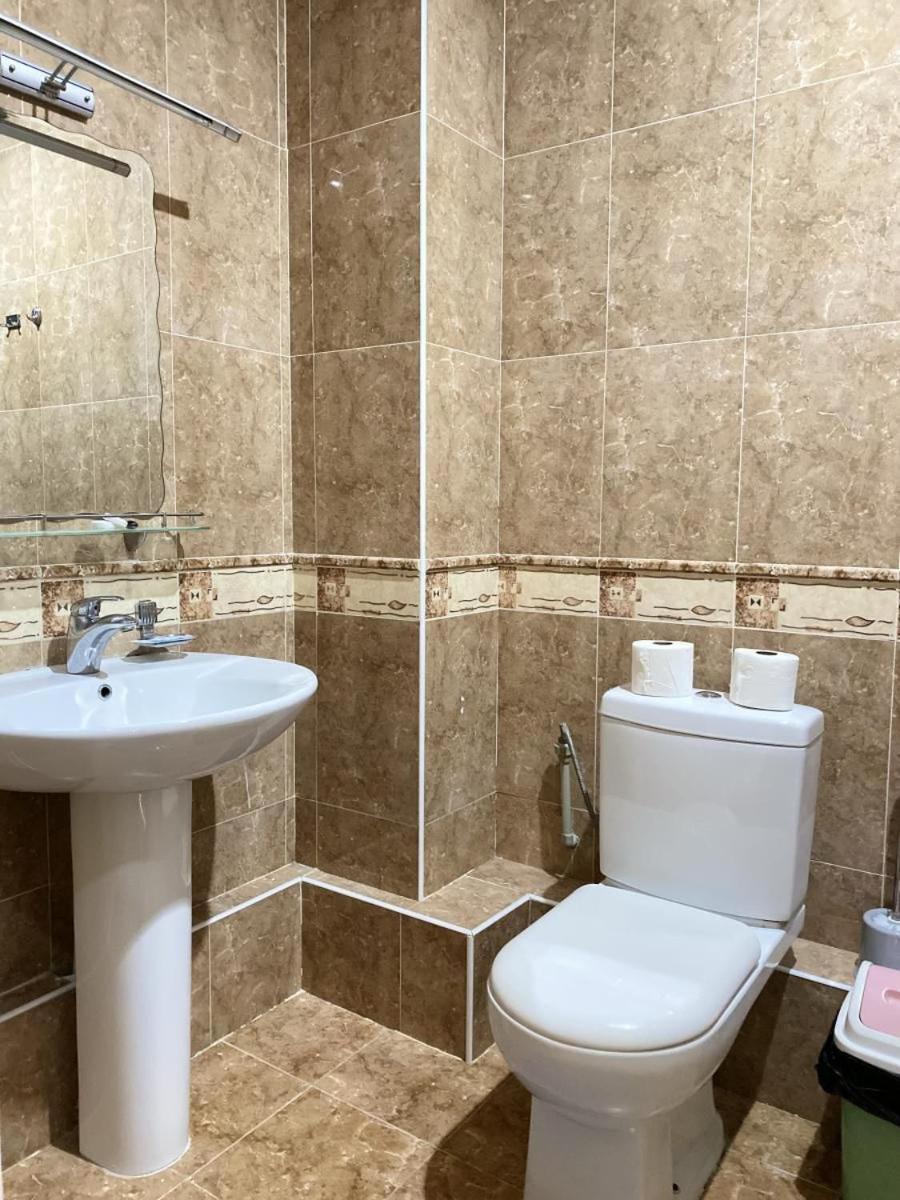 Tri Korony Hotel Cholpon-Ata Kültér fotó